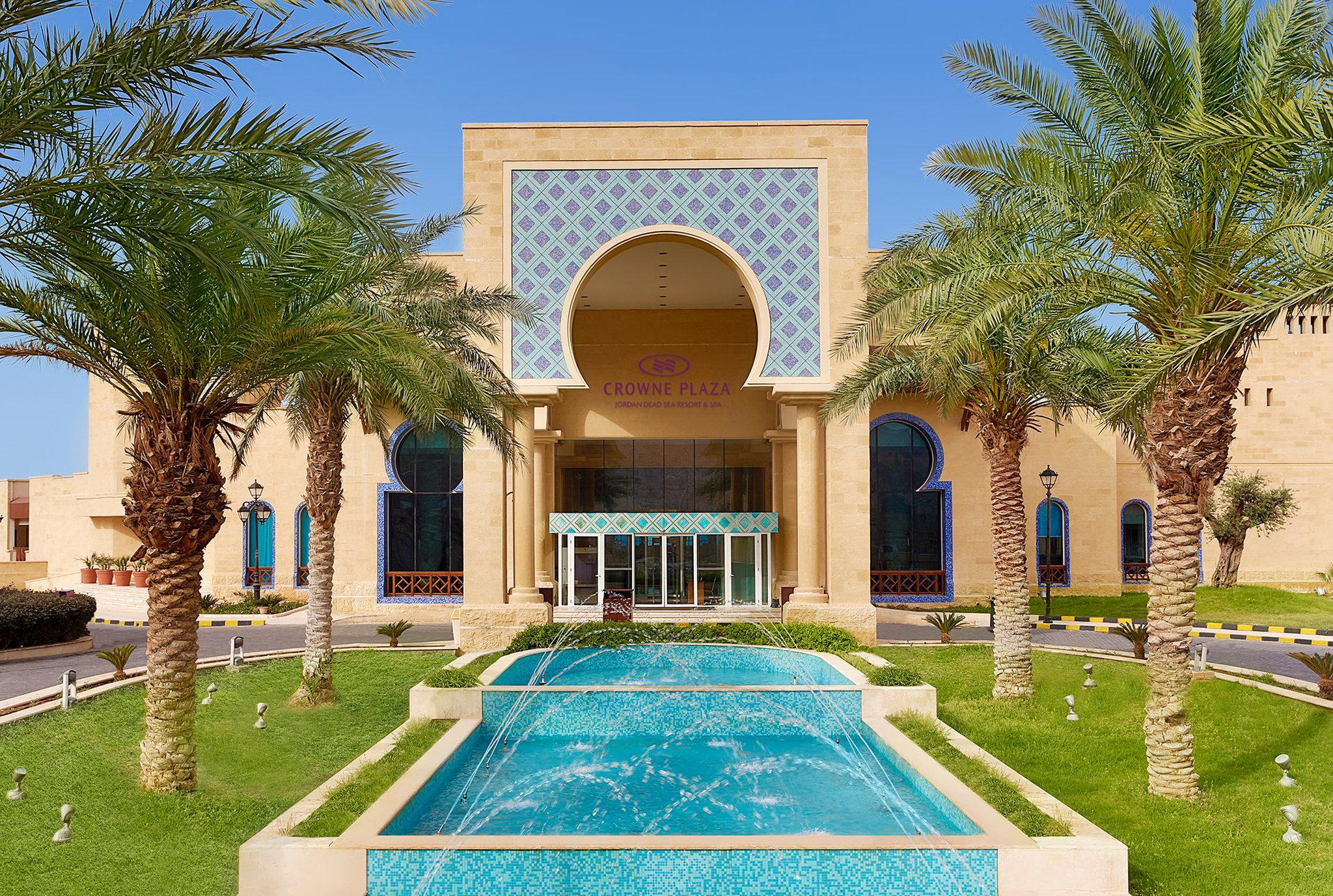Crowne Plaza Jordan Dead Sea Resort & Spa By Ihg Sweimeh Zewnętrze zdjęcie The entrance of the hotel