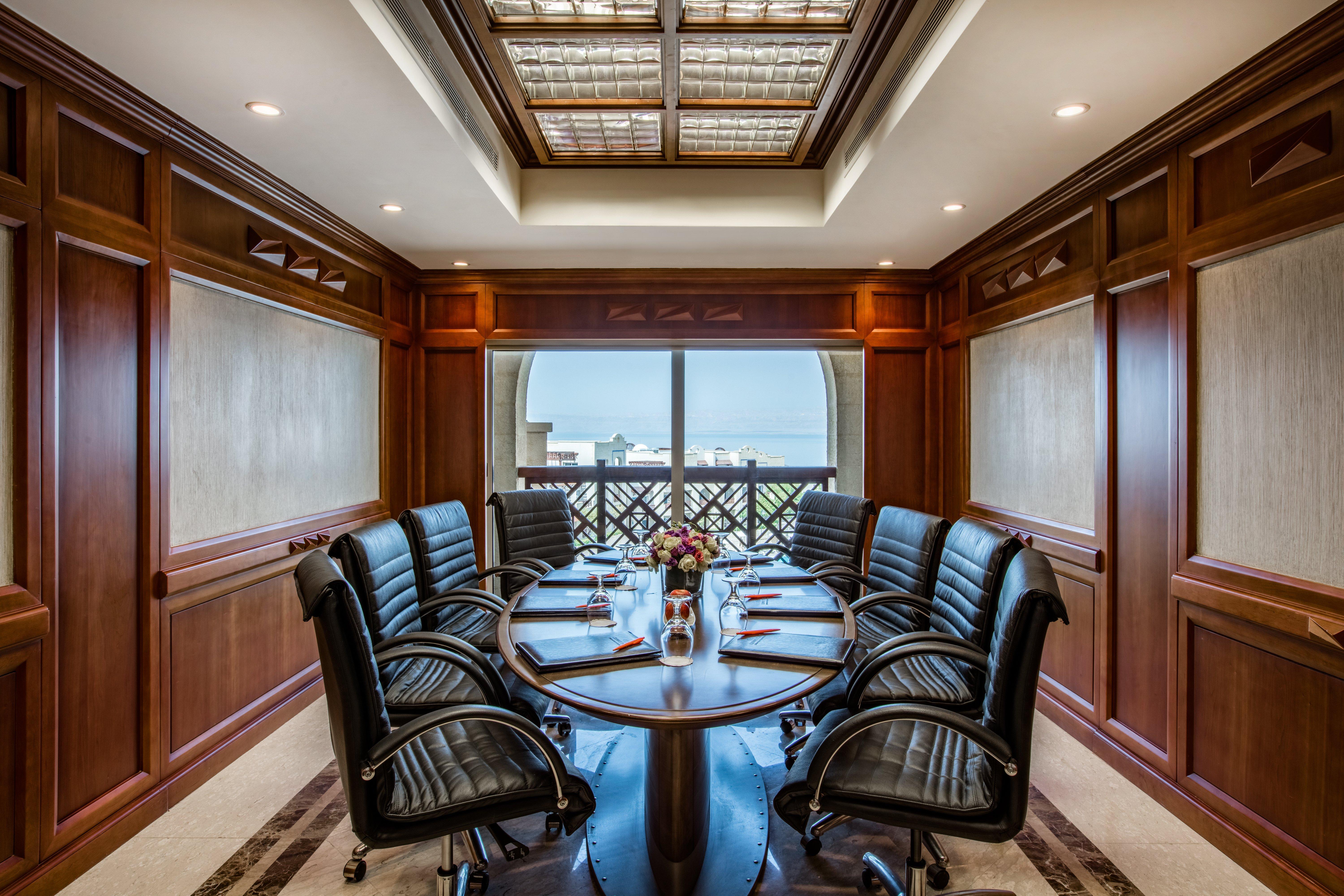 Crowne Plaza Jordan Dead Sea Resort & Spa By Ihg Sweimeh Zewnętrze zdjęcie Boardroom at the hotel